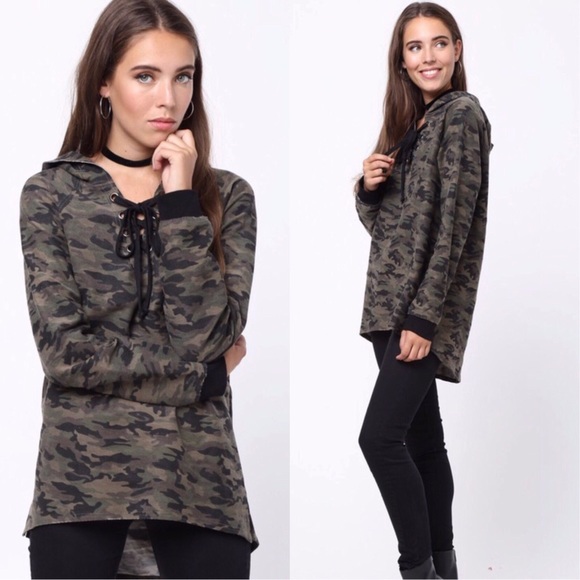 OLIVE CAMO LACE UP HOODIE - Picture 3 of 13